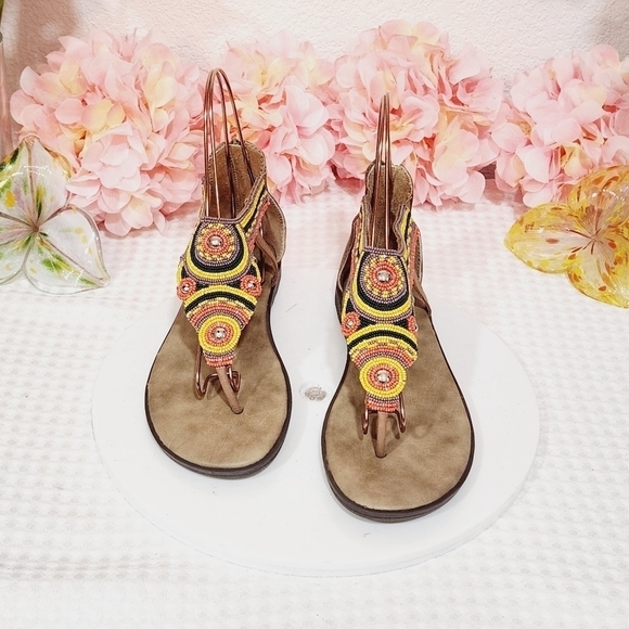 OTBT Paducah Beige Beaded Design Leather Zip Back Sandals Size 8M - Picture 7 of 9